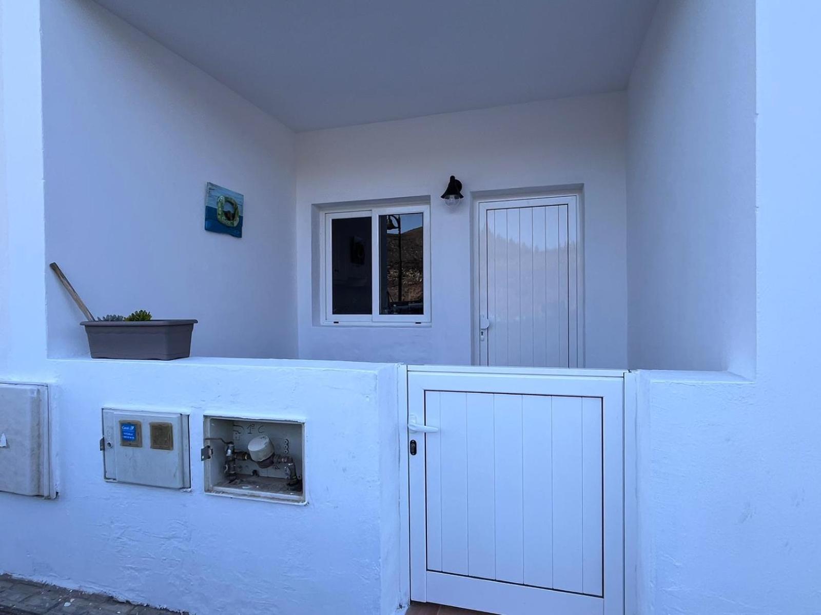 Apartamento El Ancla Ел Голфо Екстериор снимка